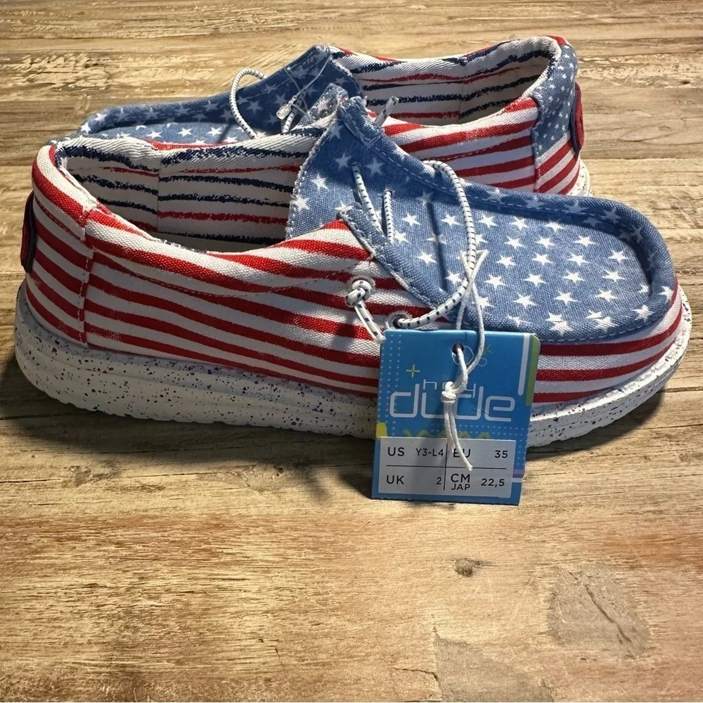 Hey Dude Wally Youth Patriotic Stars And Stripes Unisex Shoes Y3-L4 USA NWT